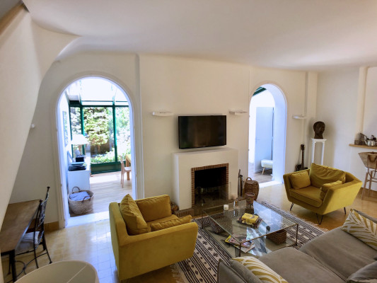villa in Cap d'Antibes : Rent gorgeous villa on the Cap d'Antibes, close to the beaches with 6 bedrooms, wonderful gardens and swimming pool - Photo 11