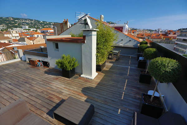 apartment in Cannes : Rent Modern Penthouse on rue d'Antibes in Cannes - Photo 18