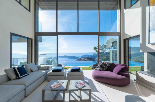 villa in Èze : Rent stunning newly built villa in Eze which offers an exceptional Seaview of the French Riviera - Photo 11