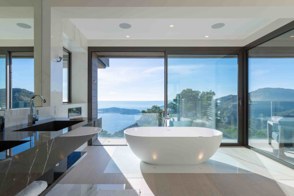 villa in Èze : Rent stunning newly built villa in Eze which offers an exceptional Seaview of the French Riviera - Photo 39