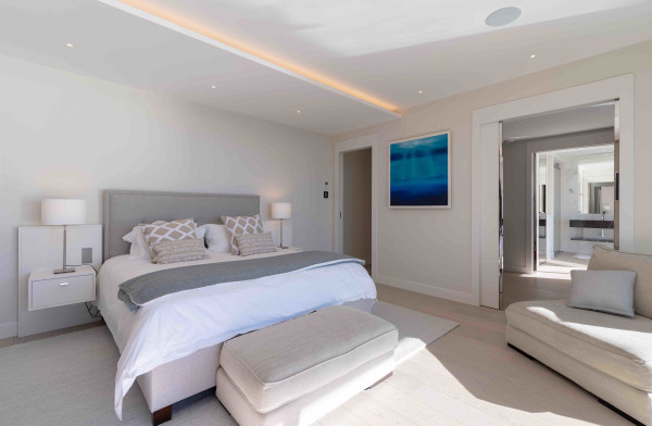 villa in Èze : Rent stunning newly built villa in Eze which offers an exceptional Seaview of the French Riviera - Photo 34