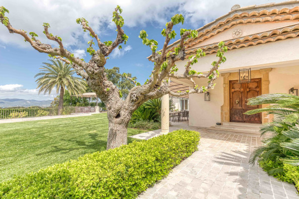 villa in St Tropez : Rent gorgeous villa with swimming pool within just a minute drive to the very heart of Saint Tropez - Photo 27