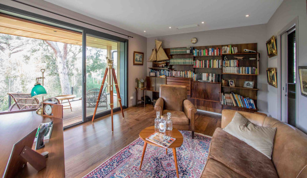 villa in St Tropez : Rent gorgeous 5-bedroom villa with swimming pool within a few minutes drive to Pampelonne Beach in Ramatuelle - Photo 21
