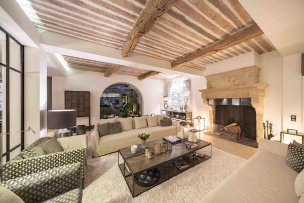 villa in Mougins : Rent gorgeous 5-bedroom villa with swimming pool in a private domaine in Mougins - Photo 73