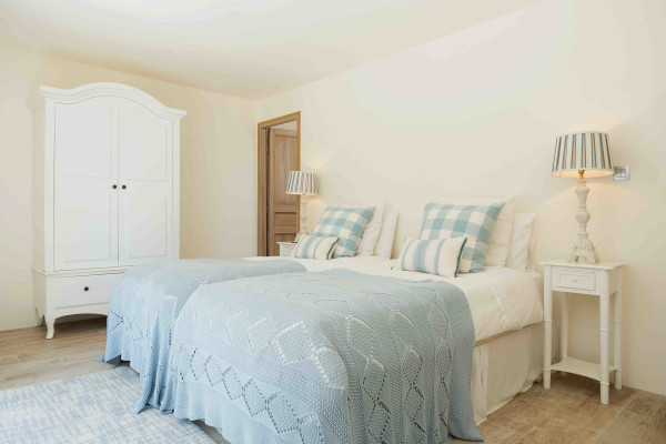 villa in St Tropez : Rent superb villa with swimming pool and  sea views in a private domaine close to St Tropez - Photo 45