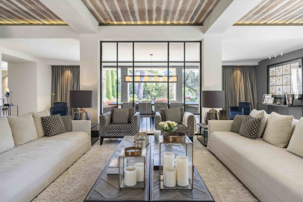 villa in Mougins : Rent gorgeous 5-bedroom villa with swimming pool in a private domaine in Mougins - Photo 50