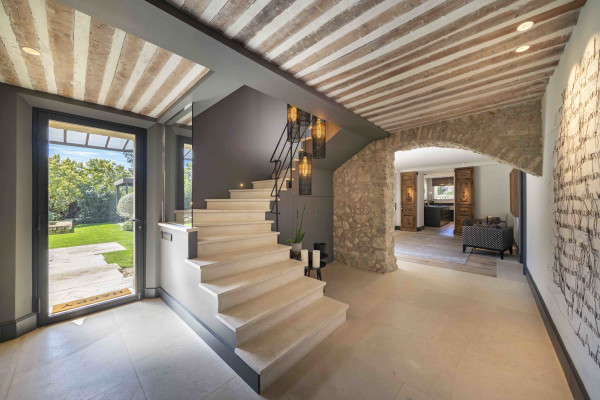villa in Mougins : Rent gorgeous 5-bedroom villa with swimming pool in a private domaine in Mougins - Photo 37