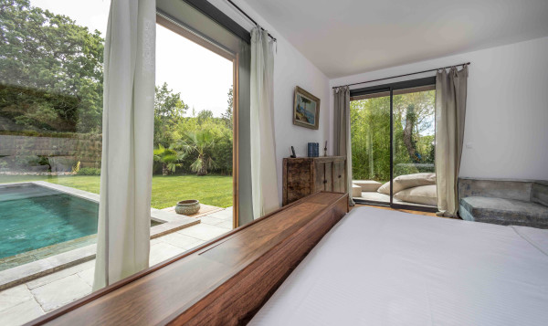 villa in St Tropez : Rent gorgeous 5-bedroom villa with swimming pool within a few minutes drive to Pampelonne Beach in Ramatuelle - Photo 17