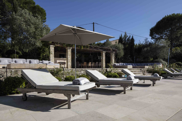 villa in St Tropez : Rent amazing 11 bedroom( 8 guest + 3 staff) villa with swimming pool and cinema in St Tropez walking distance to the beach, close to the village centre. - Photo 85