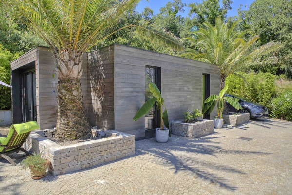 villa in St Tropez : Rent beautiful villa in the heart of Saint Tropez with views over the village and the sea - Photo 87