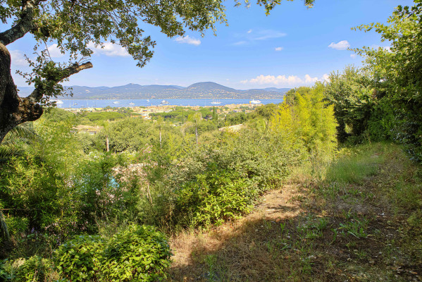 villa in St Tropez : Rent beautiful villa in the heart of Saint Tropez with views over the village and the sea - Photo 79