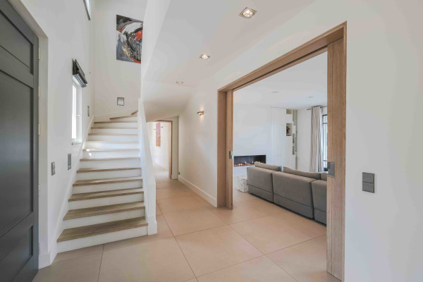 villa in Châteauneuf-Grasse : Rent wonderful modern villa located in very peaceful surroundings close to Valbonne - Photo 27
