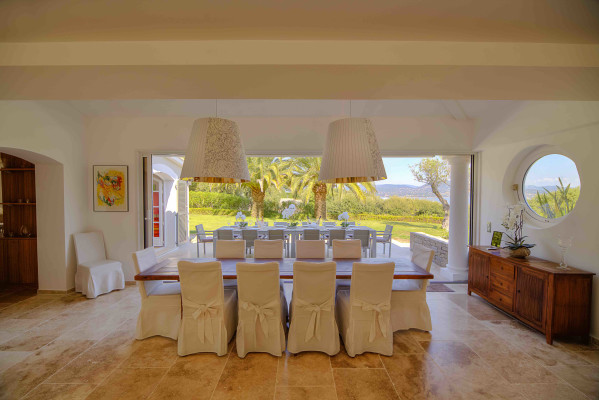 villa in St Tropez : Rent beautiful villa in the heart of Saint Tropez with views over the village and the sea - Photo 33