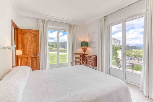 villa in St Tropez : Rent gorgeous villa with swimming pool within just a minute drive to the very heart of Saint Tropez - Photo 25