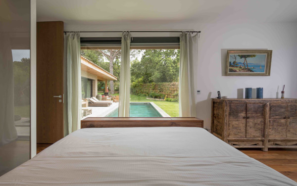 villa in St Tropez : Rent gorgeous 5-bedroom villa with swimming pool within a few minutes drive to Pampelonne Beach in Ramatuelle - Photo 18