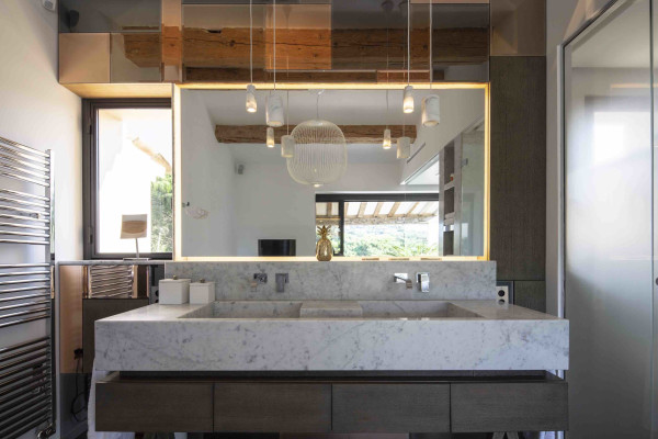 villa in St Tropez : Rent amazing 11 bedroom( 8 guest + 3 staff) villa with swimming pool and cinema in St Tropez walking distance to the beach, close to the village centre. - Photo 30