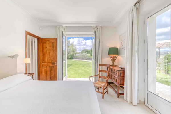 villa in St Tropez : Rent gorgeous villa with swimming pool within just a minute drive to the very heart of Saint Tropez - Photo 26