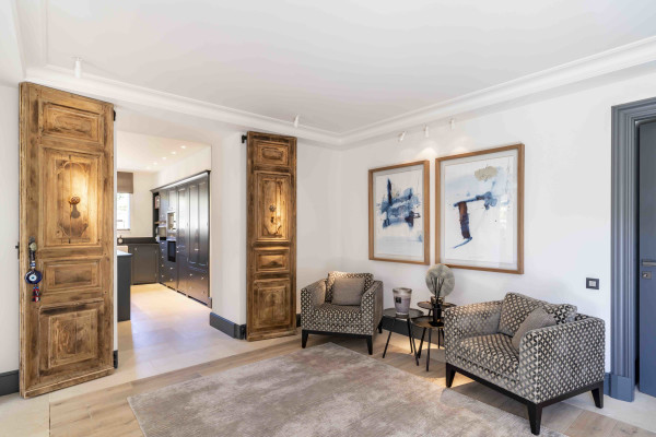villa in Mougins : Rent gorgeous 5-bedroom villa with swimming pool in a private domaine in Mougins - Photo 39