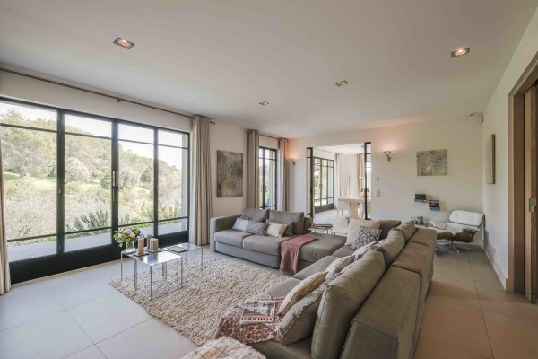 villa in Châteauneuf-Grasse : Rent wonderful modern villa located in very peaceful surroundings close to Valbonne - Photo 23