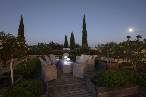 villa in Gassin : Rent majestic 7-bedroom villa  with swimming pool and staff apartment  in Saint Tropez - Photo 55