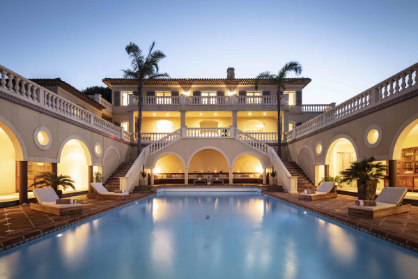 villa in Gassin : Rent majestic 7-bedroom villa  with swimming pool and staff apartment  in Saint Tropez - Photo 3