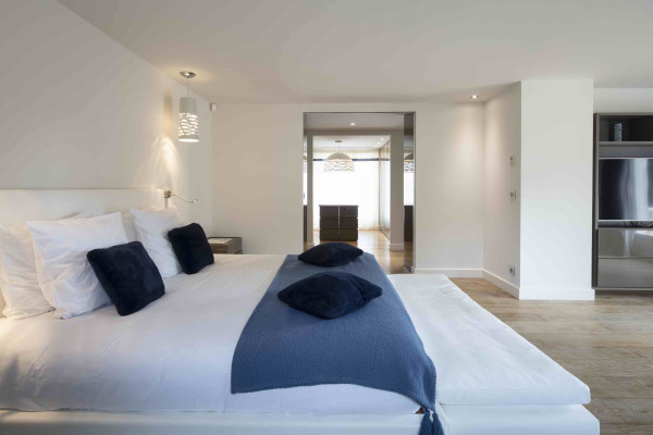 villa in Gassin : Rent majestic 7-bedroom villa  with swimming pool and staff apartment  in Saint Tropez - Photo 39