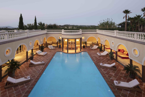villa in Gassin : Rent majestic 7-bedroom villa  with swimming pool and staff apartment  in Saint Tropez - Photo 7