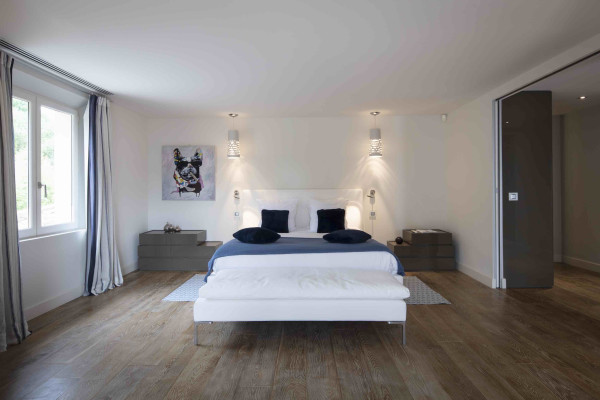 villa in Gassin : Rent majestic 7-bedroom villa  with swimming pool and staff apartment  in Saint Tropez - Photo 38