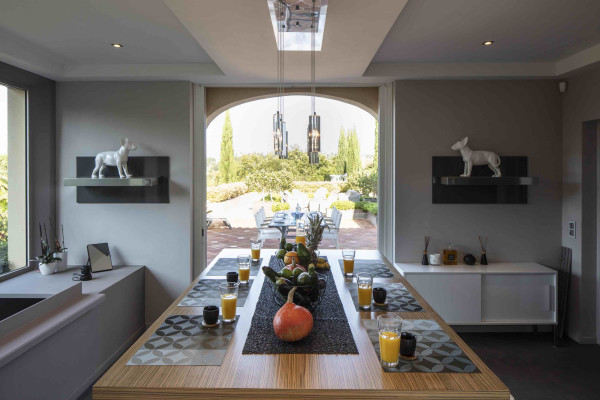 villa in Gassin : Rent majestic 7-bedroom villa  with swimming pool and staff apartment  in Saint Tropez - Photo 18