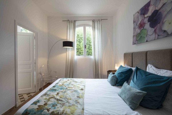 villa in Gassin : Rent majestic 7-bedroom villa  with swimming pool and staff apartment  in Saint Tropez - Photo 27