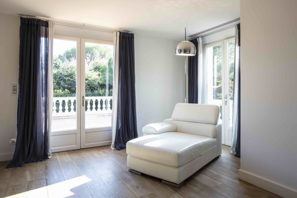 villa in Gassin : Rent majestic 7-bedroom villa  with swimming pool and staff apartment  in Saint Tropez - Photo 25