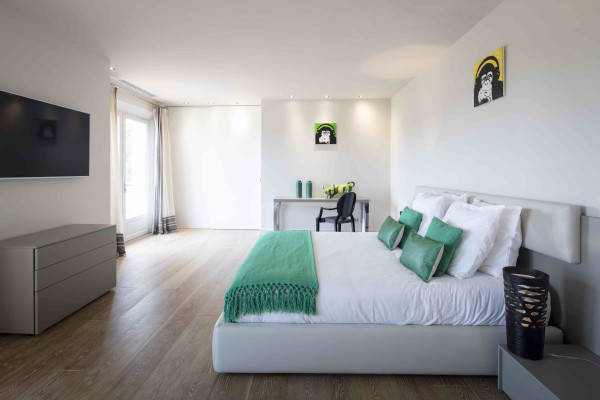 villa in Gassin : Rent majestic 7-bedroom villa  with swimming pool and staff apartment  in Saint Tropez - Photo 41