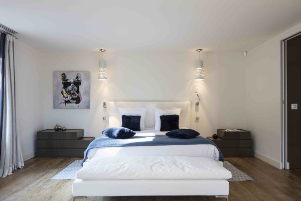 villa in Gassin : Rent majestic 7-bedroom villa  with swimming pool and staff apartment  in Saint Tropez - Photo 23