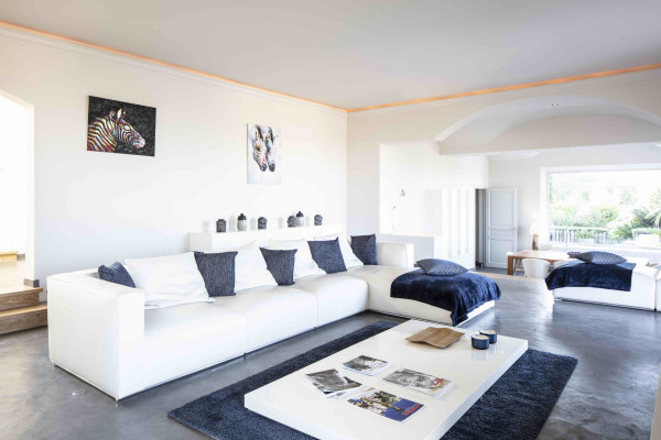 villa in Gassin : Rent majestic 7-bedroom villa  with swimming pool and staff apartment  in Saint Tropez - Photo 14