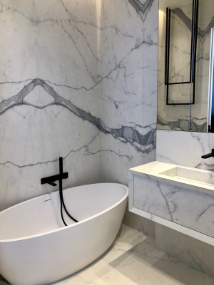 apartment in Cannes : Rent stunning modern 3/4 bedroom apartment located within just about 2 minutes walk to the Palais des Festivals - Photo 9