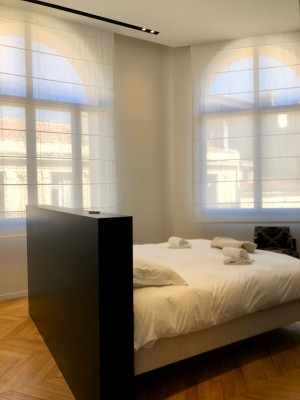 apartment in Cannes : Rent stunning modern 3/4 bedroom apartment located within just about 2 minutes walk to the Palais des Festivals - Photo 17