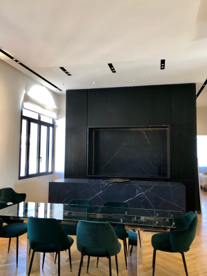 apartment in Cannes : Rent stunning modern 3/4 bedroom apartment located within just about 2 minutes walk to the Palais des Festivals - Photo 3