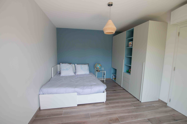 villa in Châteauneuf-Grasse : Rent superb 4-bedroom villa with swimming pool close to Valbonne and a quick 10 minute drive to Mougins school - Photo 10