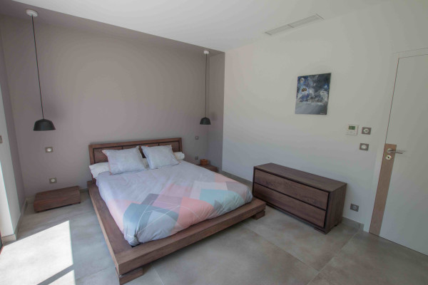 villa in Châteauneuf-Grasse : Rent superb 4-bedroom villa with swimming pool close to Valbonne and a quick 10 minute drive to Mougins school - Photo 20
