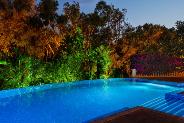 villa in Cannes : Rent wonderful 8 bedroom Belle Epoque villa within walking distance to Palais des Festivals - Photo 45