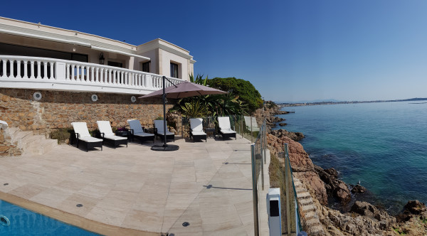 villa in Cannes : Exceptional Waterfront property in Cannes - Photo 11
