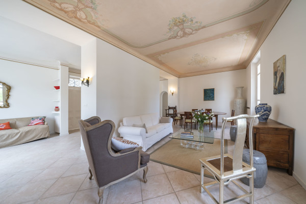 villa in Cap d'Antibes : Rent lovely 6 bedroom ( 5 guests + 1 for staff/teenagers) villa on the Cap d'Antibes within walking distance to the beach - Photo 7