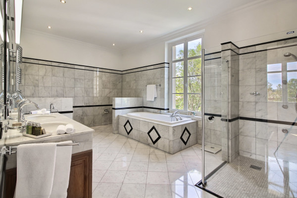 villa in Cannes : Rent wonderful 8 bedroom Belle Epoque villa within walking distance to Palais des Festivals - Photo 32