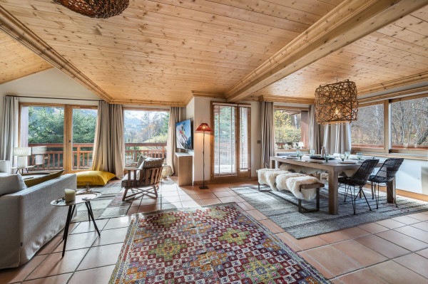 villa in Méribel : Rent this renovated chalet with a perfect location in Méribel station. - Photo 7