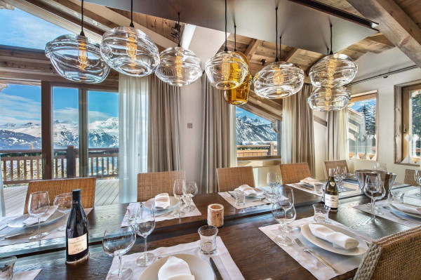 villa in Courchevel : Rent a Wonderful chalet in the most prestigious area of Courchevel. - Photo 4