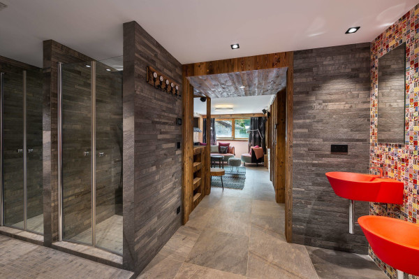 villa in Val d'Isere : Rent this chalet in Le Fornet, 200 m from the slopes. - Photo 20