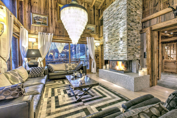 villa in Megève : Rent this ultimate luxury chalet in Mont d'Arbois, walking distance to Megeve. - Photo 2