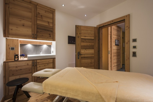 villa in Zermatt : Rent this wonderful 10 bedrooms chalet in Zermatt. - Photo 26