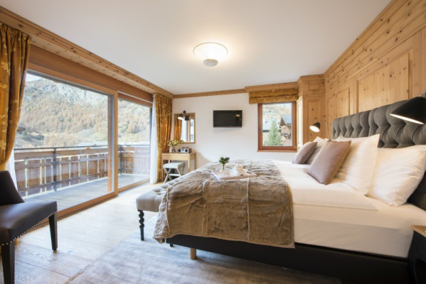 villa in Zermatt : Rent this wonderful 10 bedrooms chalet in Zermatt. - Photo 14