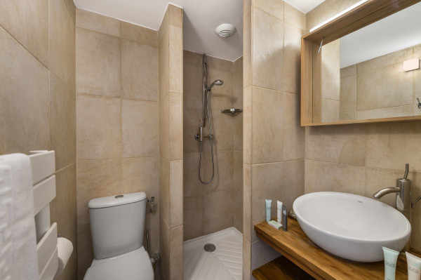 villa in Méribel : Rent this brand new chalet at 220m from the slopes - Photo 17
